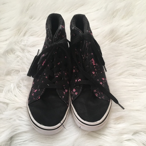 fila pink flower shoes